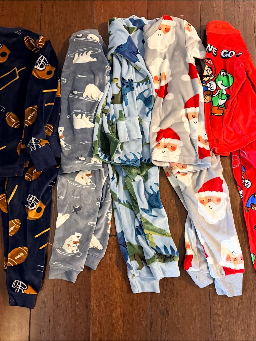 Carters DREAM PLUSH 2T Pajama lot